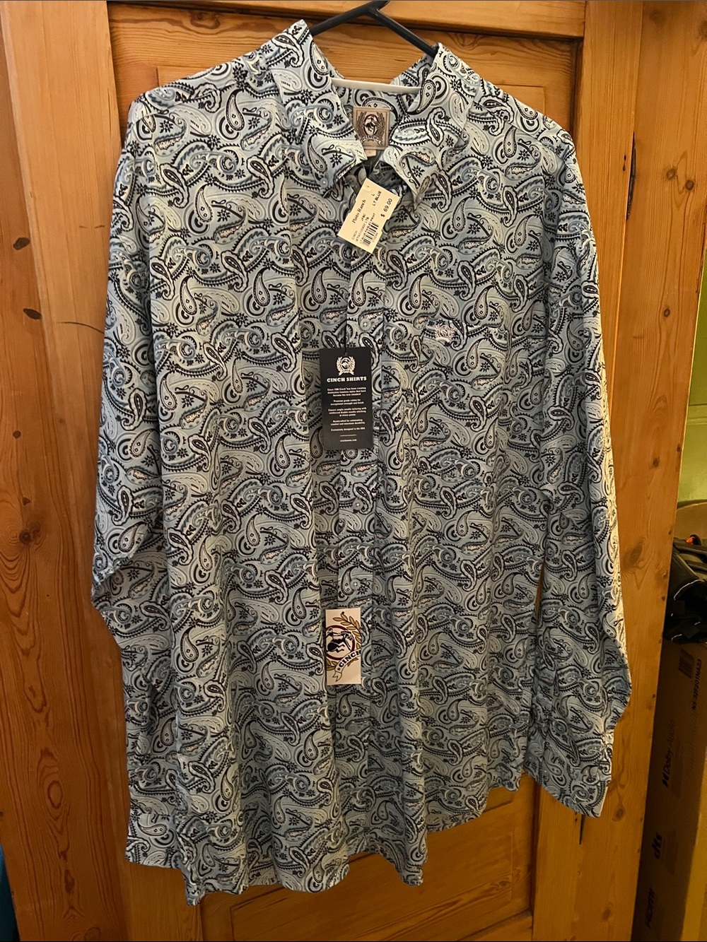 Cinch men’s L button down collar shirt NWT